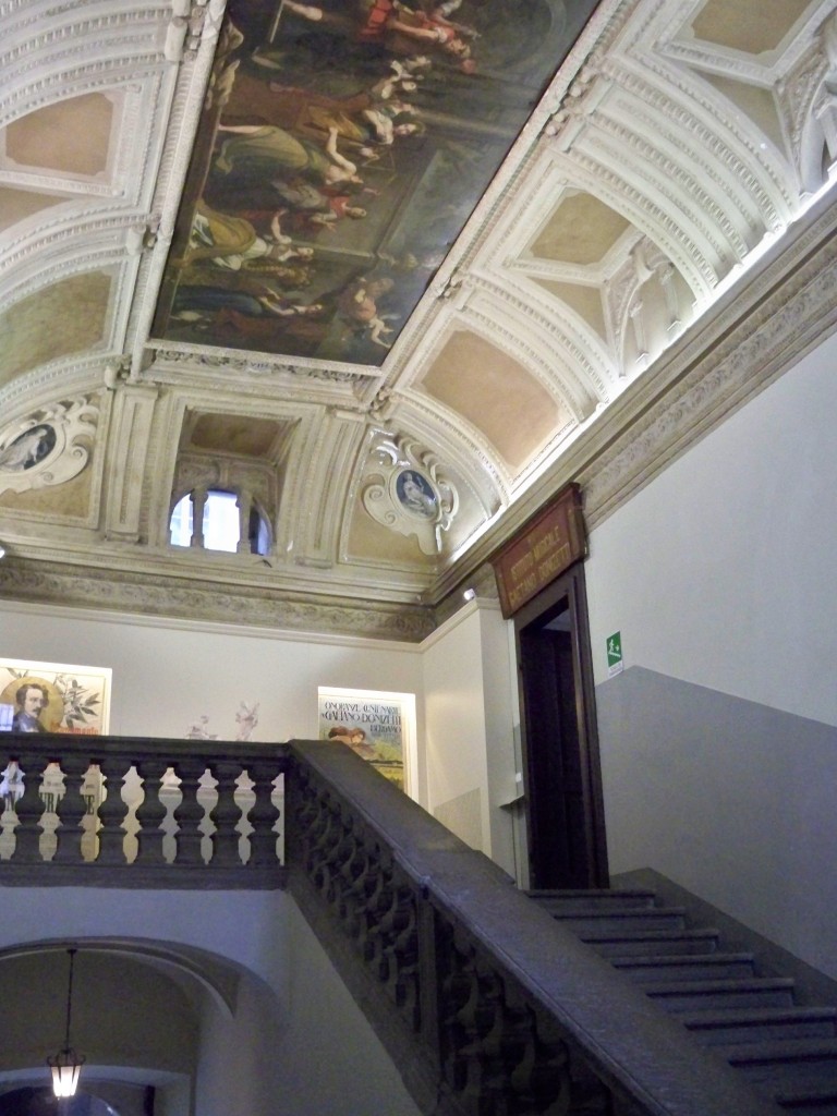 Biblioteca_Donizetti.Scalone_(Fabrizio_Capitanio)